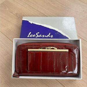 Vtg Lee Sands Burgundy Eel Skin Wallet Clutch Zipper Snap Multi Compartme